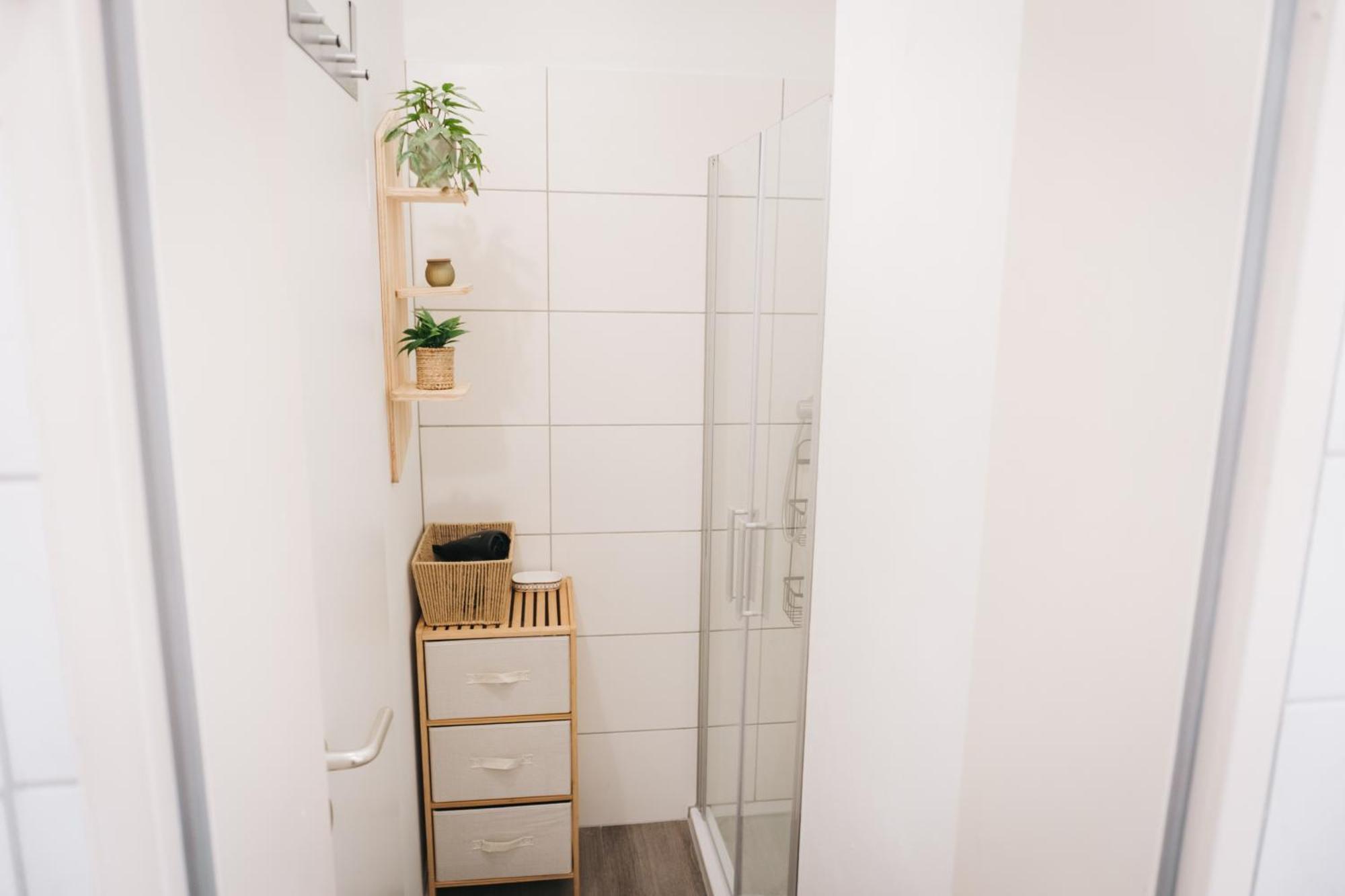 Raum Life - Vintage Loft - Heimkino Netflix - 2X Privat Parkplaetze Appartement Straubing Buitenkant foto