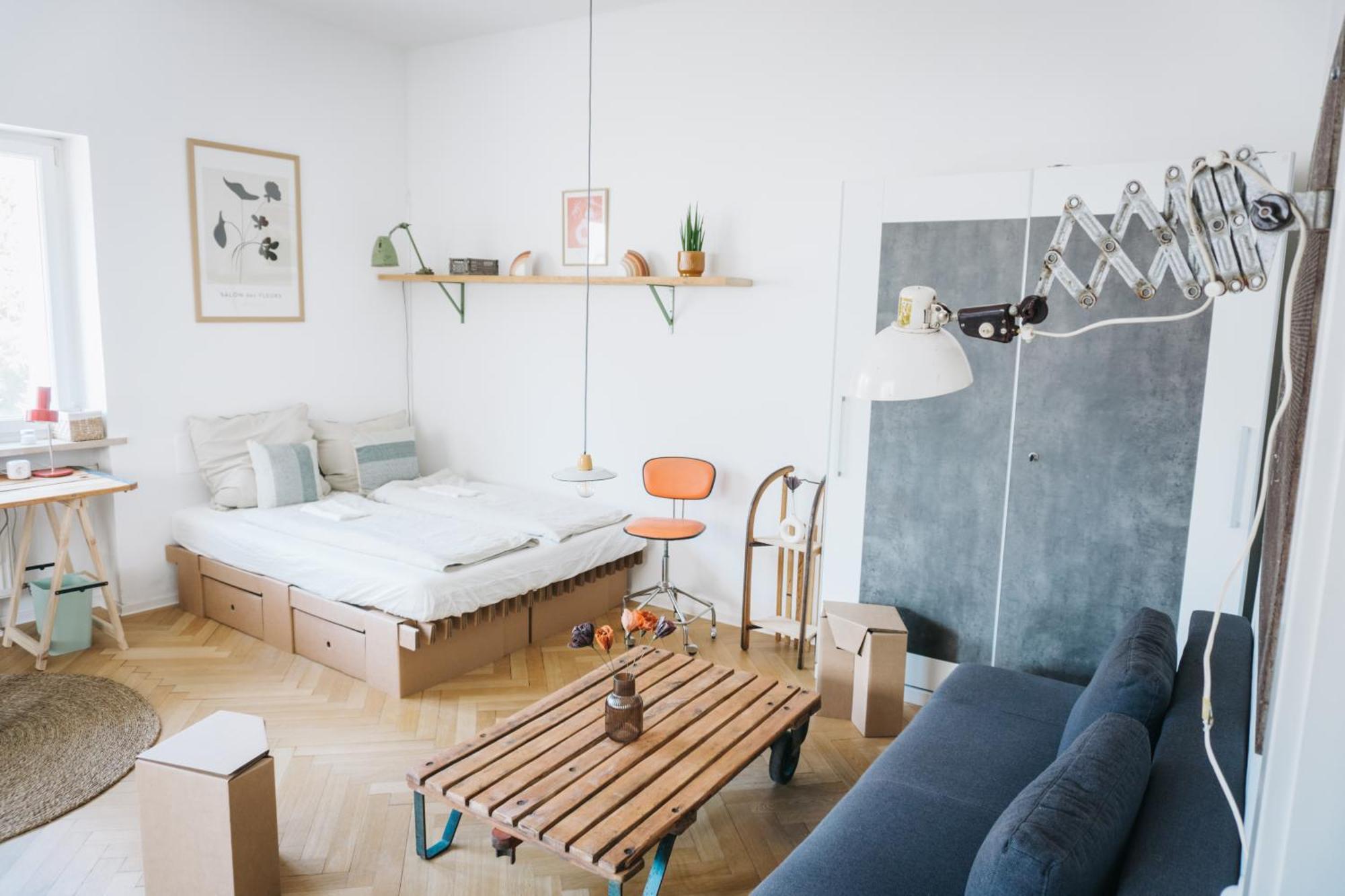 Raum Life - Vintage Loft - Heimkino Netflix - 2X Privat Parkplaetze Appartement Straubing Buitenkant foto